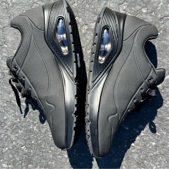 Skechers Street LA Sneakers - Women’s 8.5. - Black - Stand On Air - Like new - Picture 3 of 8